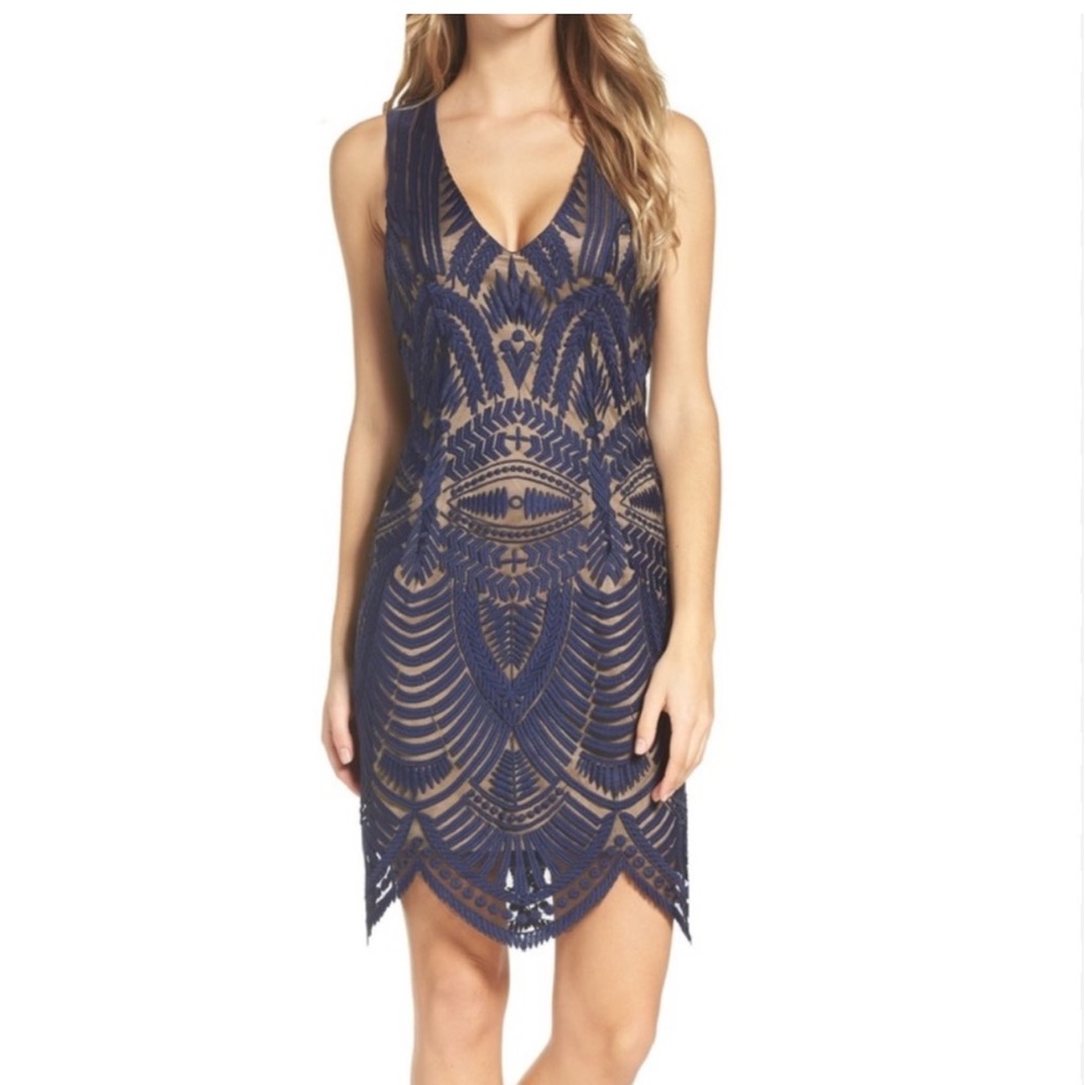 BARDOT Revolve Alice Dress Nacy Blue Tan MIDI Dress Size Small